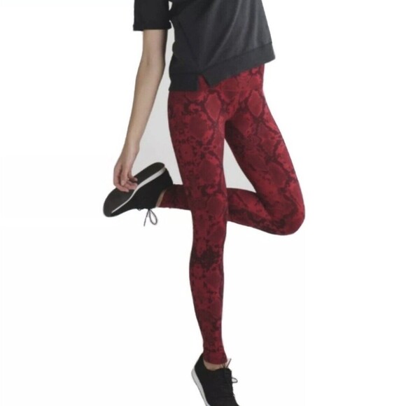 lululemon athletica Pants - Lululemon Animal Print Wunder Under Ziggy Active Pants In Red Cranberry Tide 2